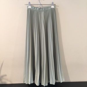 Light green pleated skirt